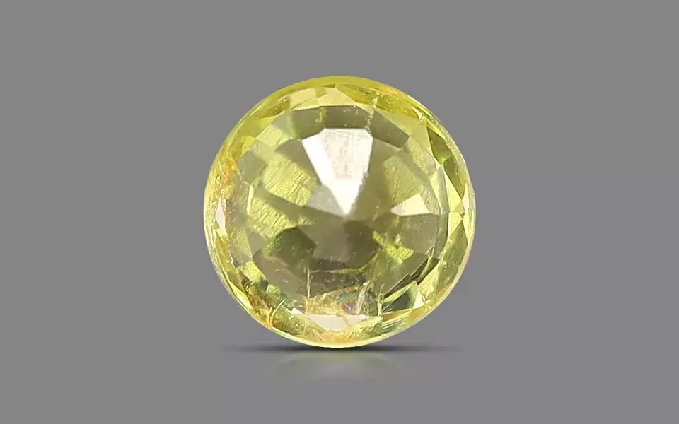 Yellow Sapphire ( 2.76 - Carats)