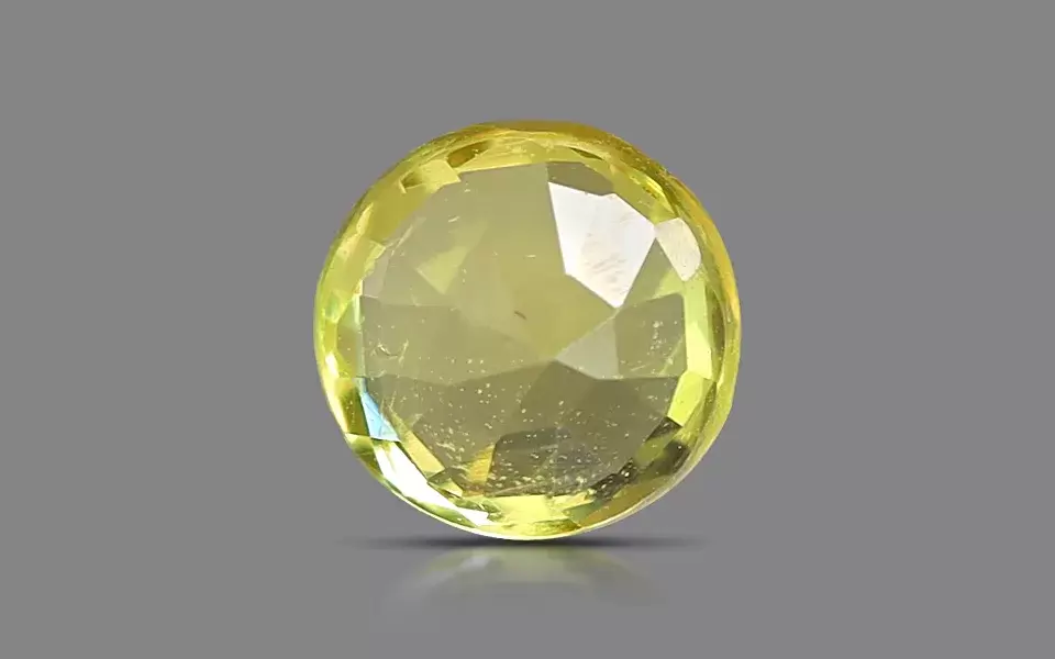 Yellow Sapphire ( 2.88 - Carats)