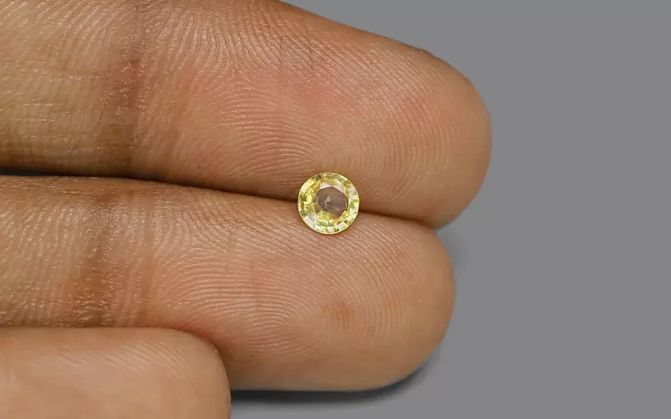Yellow Sapphire ( 1.75- Carats)